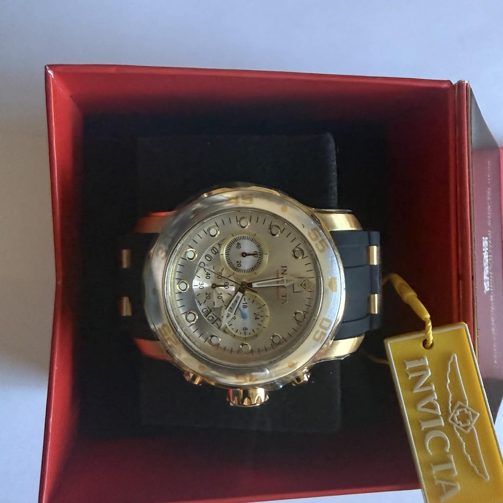 Invicta Gold and Black Men's Watch With Case